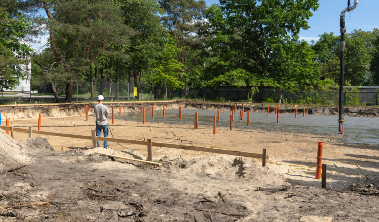 Zielonka - Postępują prace przy budowie Miejskiego Żłobka
