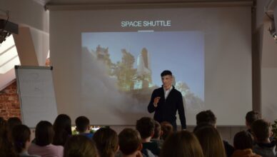 Jacek Kutyła – pasjonat astronautyki w wołomińskiej bibliotece