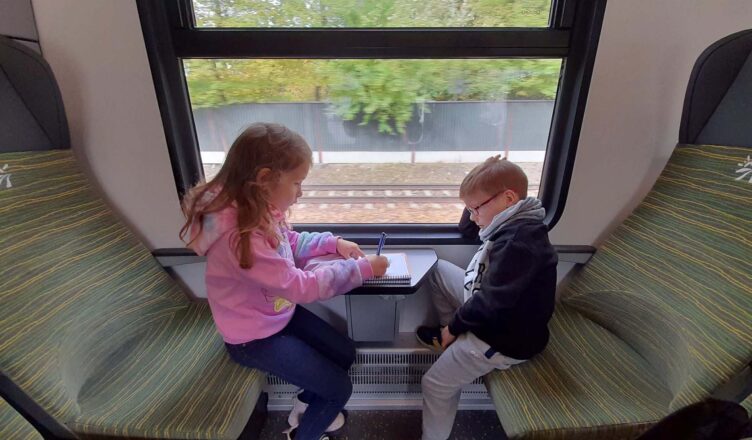 Bezpłatne przejazdy pociągami KM z okazji Dnia Dziecka!