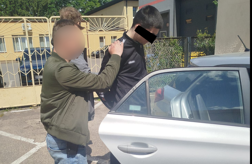 Zarzuty w sprawie pobicia o charakterze chuligańskim oraz zniszczenia mienia
