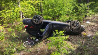 Tragiczny finał wypadku. Nie żyje rowerzystka.