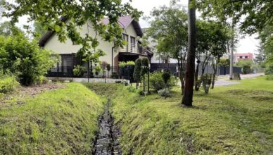 Kobyłka - Wiosenna konserwacja rowów komunalnych