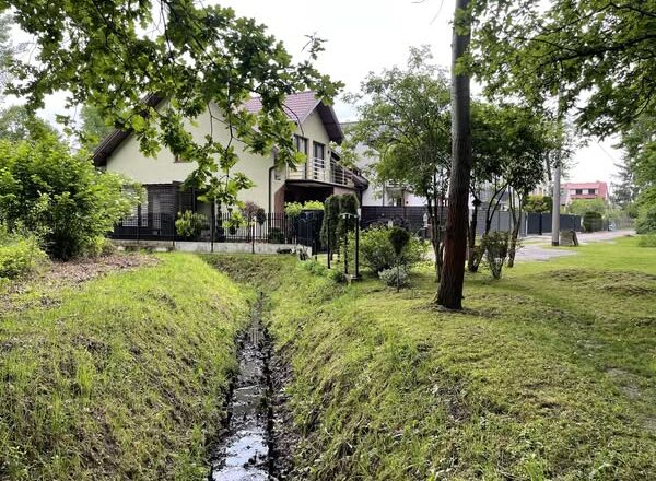 Kobyłka - Wiosenna konserwacja rowów komunalnych