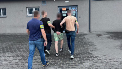 Tymczasowy areszt dla nożownika