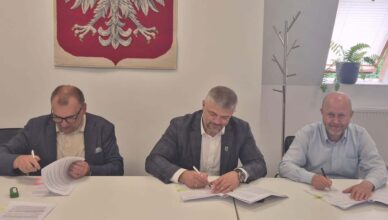 Dąbrówka - umowy na projektowanie trzech ważnych inwestycji drogowych podpisane