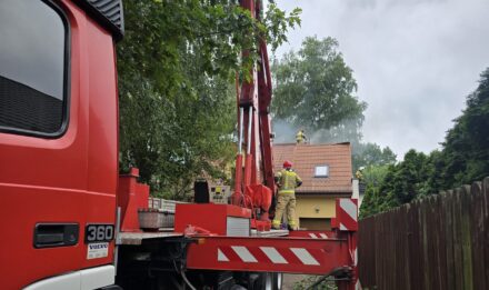 Pożar domu jednorodzinnego w Kobyłce
