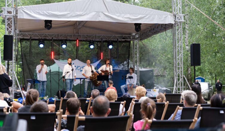Zielonka - Szanty na Wysokich Falach