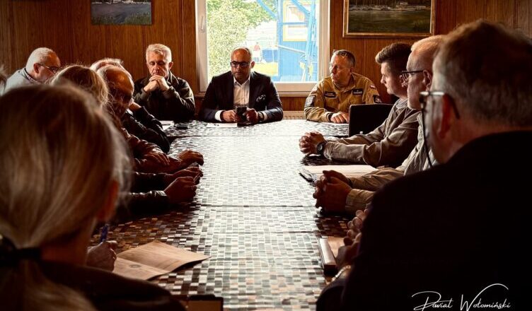 Powiat reaguje: samorząd i służby przeciw zagrożeniom