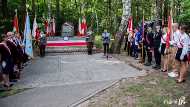 Hołd ofiarom rozstrzelanym na Kruczku