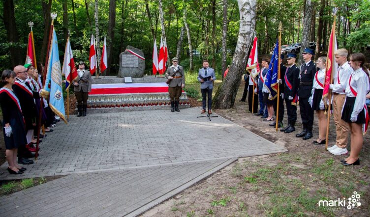 Hołd ofiarom rozstrzelanym na Kruczku