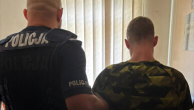 Zatrzymani do sprawy pobicia chłopca zostali objęci policyjnym dozorem