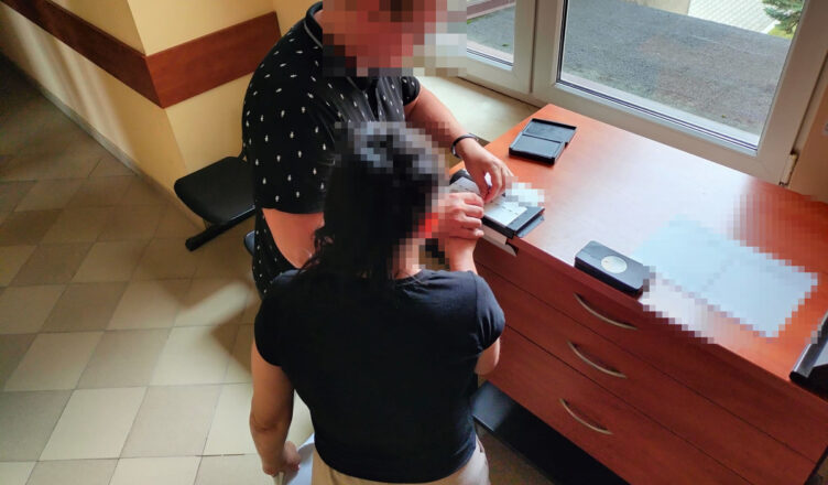 Pijana matka opiekowała się kilkumiesięcznym synem