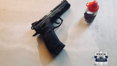 Strzelał z wiatrówki do apteki