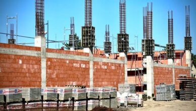 Nowa hala sportowa w Wołominie nabiera kształtów