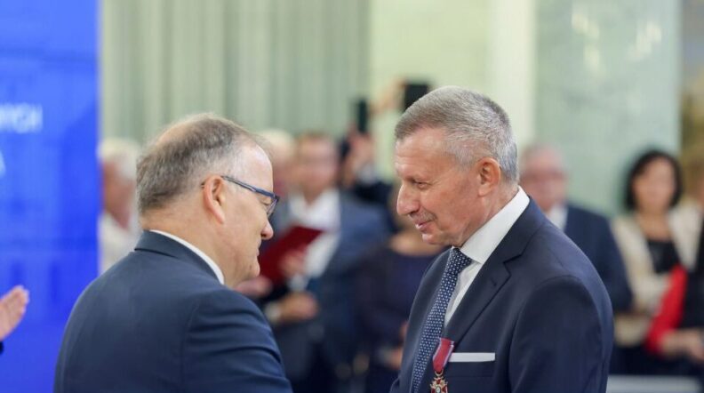 Złoty Krzyż Zasługi dla Pawła Paczka. Marecki społecznik z odznaczeniem Prezydenta RP