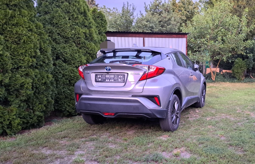 "Kobra" odzyskała toyotę i zatrzymała pasera