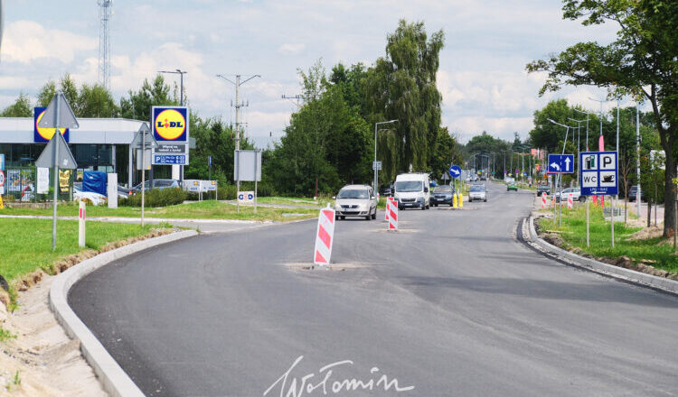 DW 634: finał robót na ul. Szosa Jadowska, ruszają prace na al. Niepodległości