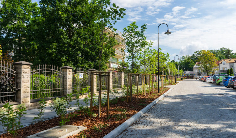 Eleganckie i funkcjonalne centrum Zielonki – zakończyła się modernizacja ul. Jagiellońskiej i Gromali