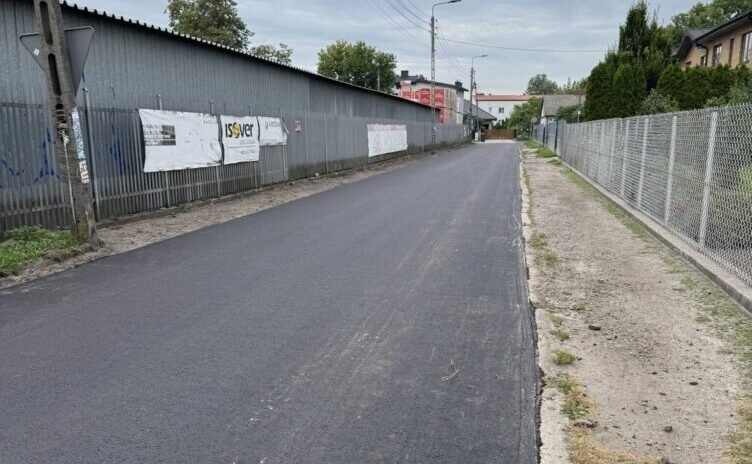 Radzymin - nowa nawierzchnia na „małej” Ogrodowej – ważny łącznik w lepszym stanie
