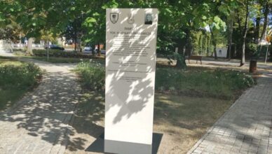 Nowy wymiar pamięci na Placu 15 Sierpnia w Kobyłce