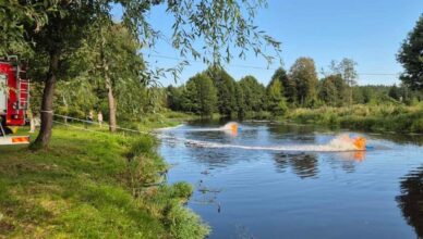 Działania służb na Wkrze – aktualne informacje