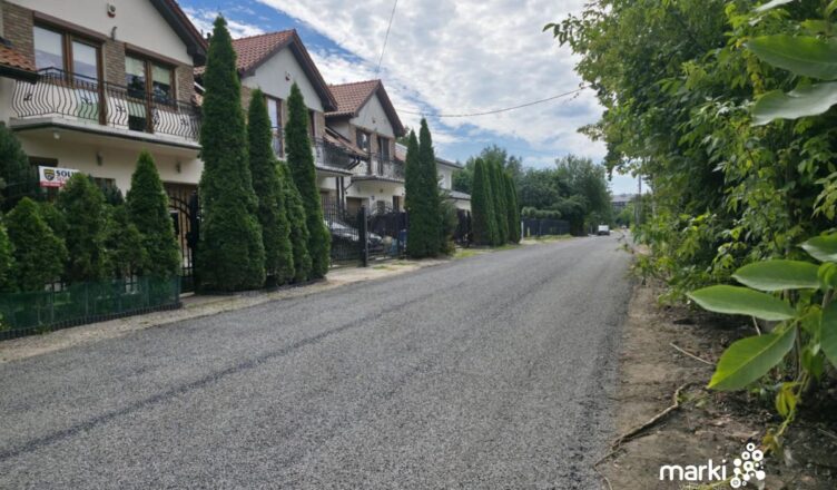 Marki konsekwentnie żegnają się z drogami gruntowymi