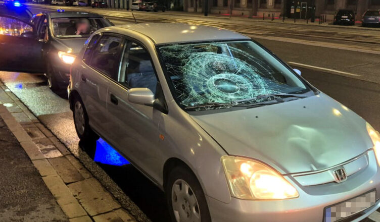 Mężczyzna podejrzany o potrącenie pieszej na ulicy Marszałkowskiej usłyszał już zarzuty