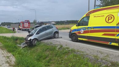 Nieustąpienie pierwszeństwa przejazdu prawdopodobną przyczyną wypadku