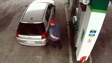 Ukradli paliwo, do opla zamontowali skradzione tablice rejestracyjne