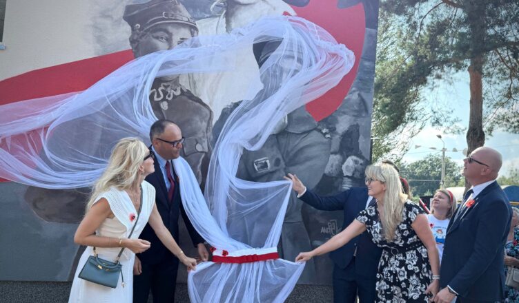 Hołd dla bohaterek Bitwy Warszawskiej 1920 