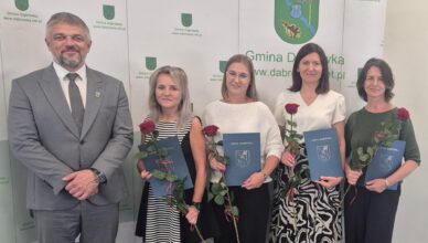 Cztery nauczycielki z gminy Dąbrówka uzyskały stopień nauczyciela mianowanego
