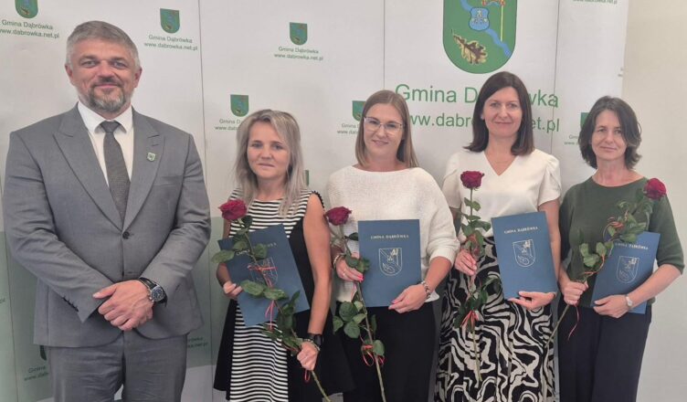 Cztery nauczycielki z gminy Dąbrówka uzyskały stopień nauczyciela mianowanego