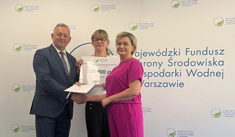 Gmina Tłuszcz skutecznie walczy z azbestem – kolejne środki na działania proekologiczne