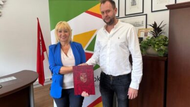 Ząbki - Umowa na opracowanie projektu systemów modułowych fotowoltaicznych podpisana