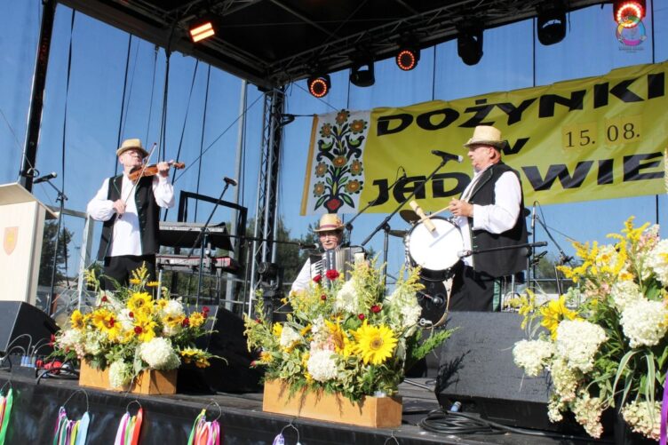 Dożynki Gminy Jadów 2024: Święto Plonów i Tradycji
