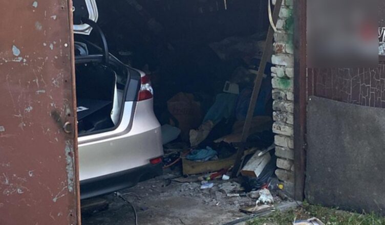 Skradziona toyota odnaleziona na terenie powiatu wołomińskiego. Udana akcja policji