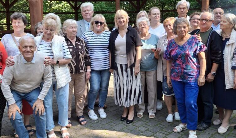 Ząbki - Integracyjne spotkanie seniorów na zakończenie lata
