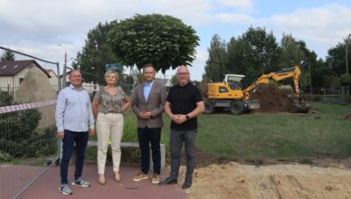 Nowa sportowa przestrzeń w Tłuszczu. Ruszyła budowa toru typu pumptrack