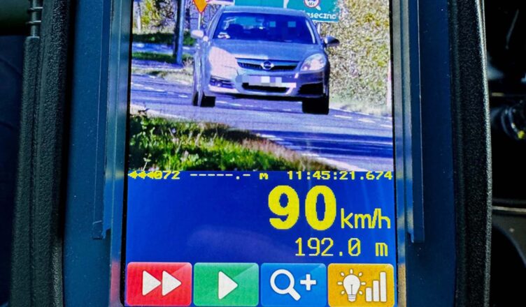 Ledwie odzyskał prawo jazdy, a już zbiera kolejne punkty