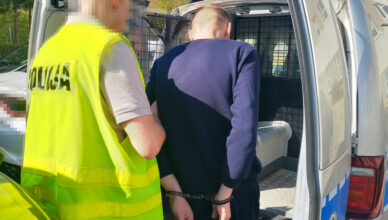 Zaatakował mężczyznę tłuczkiem kuchennym i ukradł mu zegarek - sąd tymczasowo go aresztował