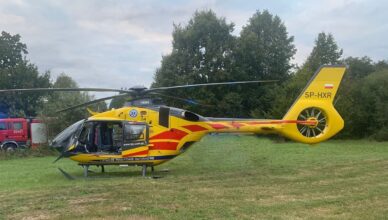 Buggy roztrzaskane o drzewo – 15-latek ciężko ranny, trzech w szpitalu