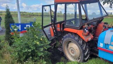 Pijany kierowca ciągnika sprawcą kolizji drogowej. Miał ponad 2 promile alkoholu w organizmie.