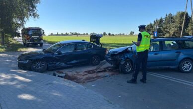 Nieustąpienie pierwszeństwa – dwie osoby trafiły do szpitala