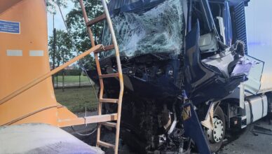 Zderzenie trzech ciężarówek na DK 62