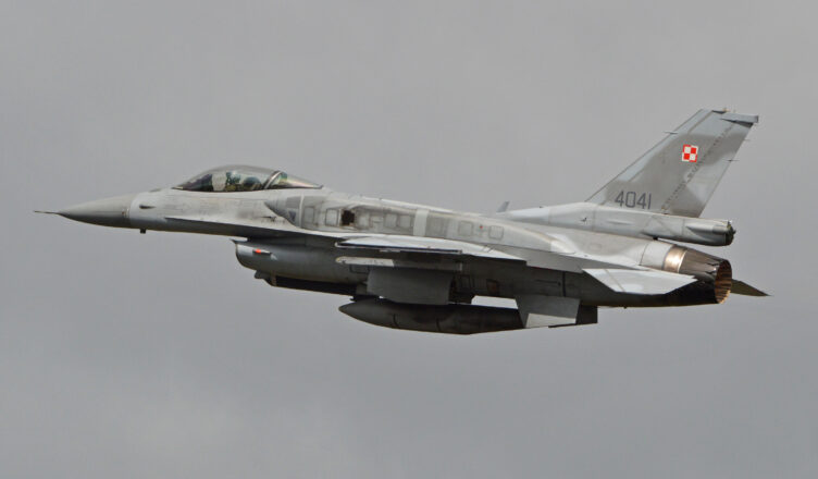 Pierwszy taki incydent w historii NATO. Polska odpowiada na atak dronów