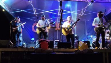 Szanty pod gwiazdami w Kobyłce