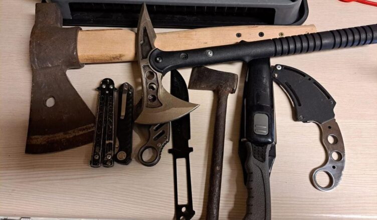 Podszyli się pod policjantów i ukradli biżuterię za ponad 200 tysięcy złotych. Podobny bandycki napad miał miejsce w Kobyłce.