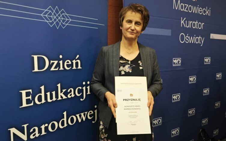 Ząbki - Nagroda Ministra Edukacji za wybitne osiągnięcia w pracy dydaktycznej i wychowawczej
