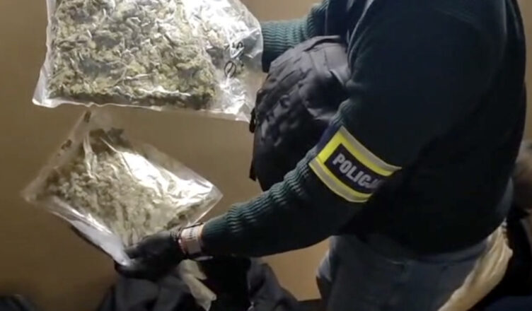 Areszt dla obywatela Omanu i Polki za posiadanie 14 kilogramów marihuany