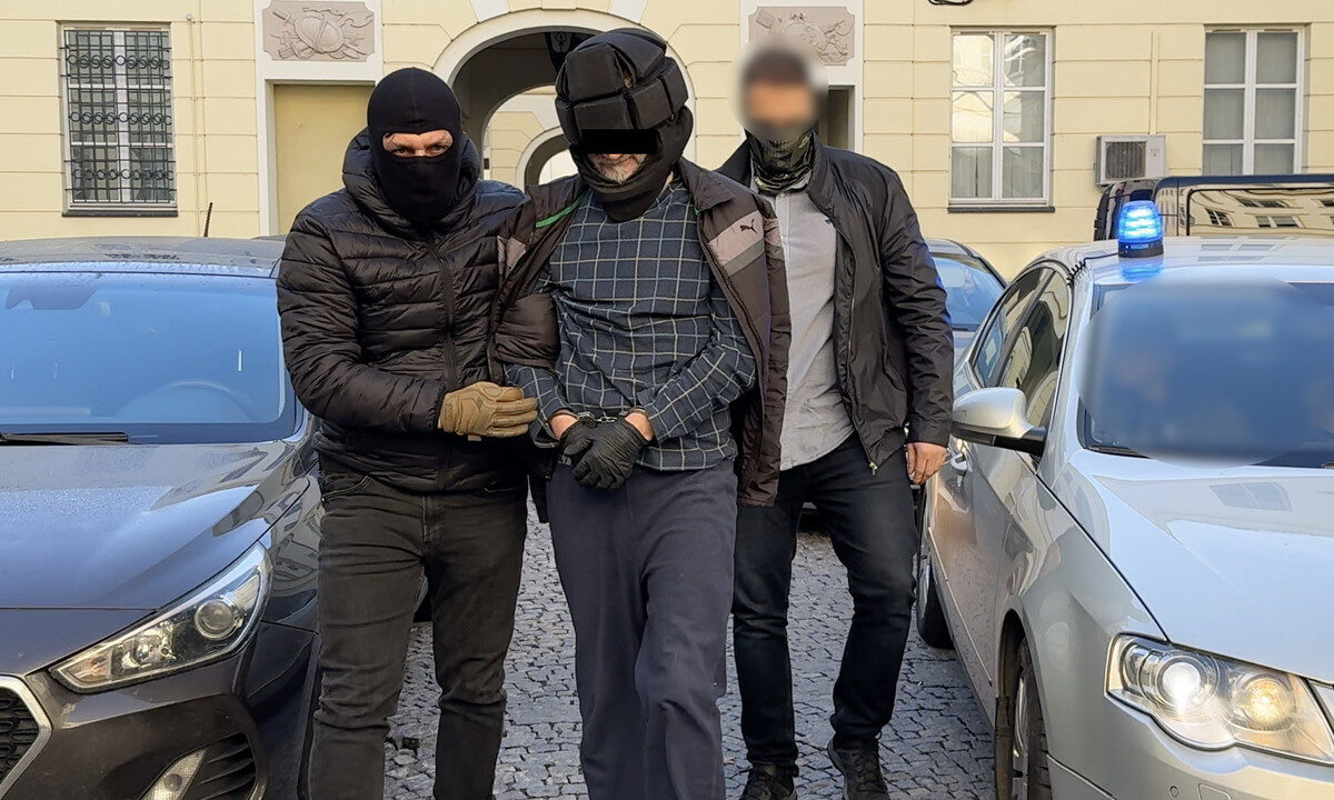 Zatrzymany przez stołecznych policjantów Krzysztof B. usłyszy prokuratorskie zarzuty